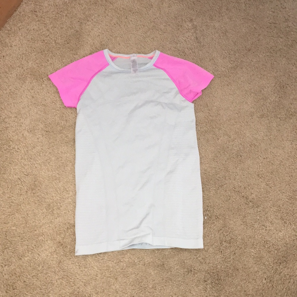 Ivivva T- shirt blue and pink size 10 girls.